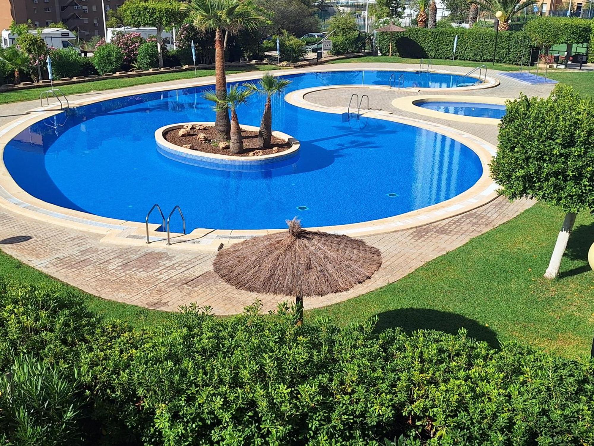 Las Marinas, Apartamento Muy Amplio Cerca De La Playa Apartman Benidorm Kültér fotó